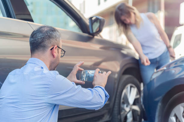 Professional Commercial Auto Insurance technician working in Murphys, CA